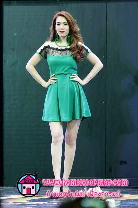 ชุดออกงานเริ่ดๆ เมย์ เฟื่องอารมณ์