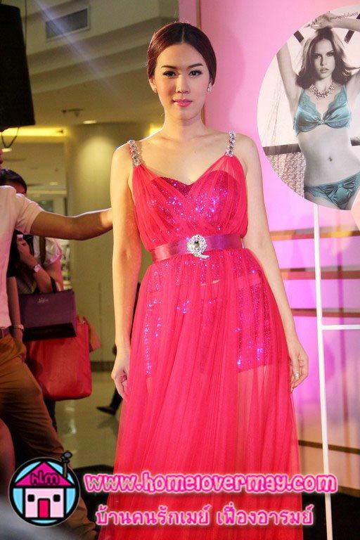 ชุดออกงานเริ่ดๆ เมย์ เฟื่องอารมณ์