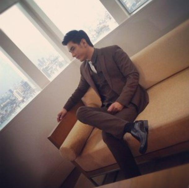 อ๋อม อรรคพันธ์ ผู้ชายที่หล่อ มีเสน่ห์ ที่ฉันหลงรัก