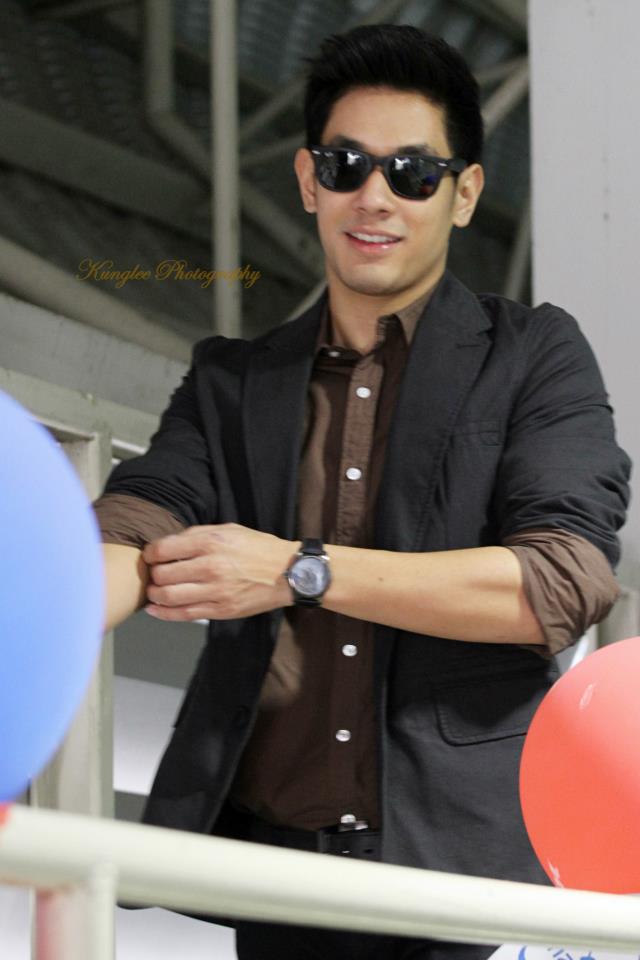 อ๋อม อรรคพันธ์ ผู้ชายที่หล่อ มีเสน่ห์ ที่ฉันหลงรัก