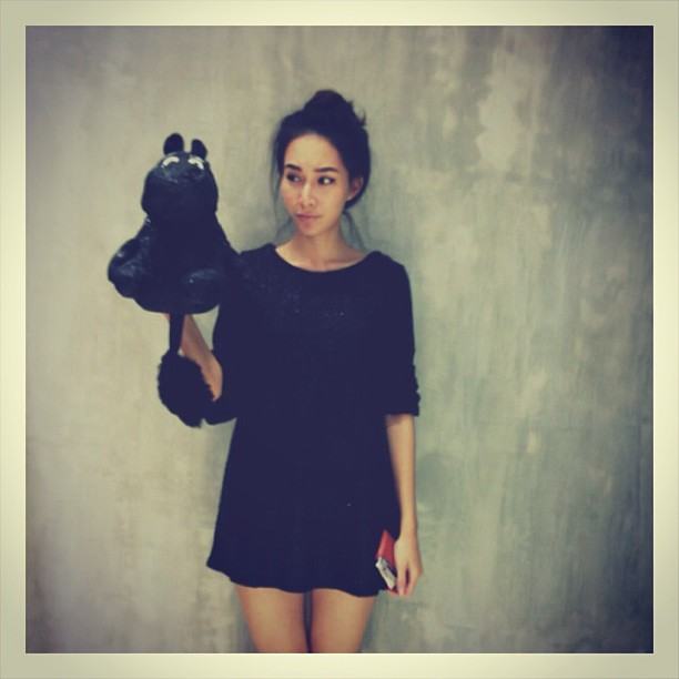 มิ้นท์ ณัฐวรา หรือ " รวี " จาก แรงปรารถนา เธอสวยหุ่นดี