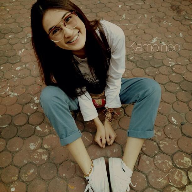 อายส์ กมลเนตร สาวสวยสุดแนววว