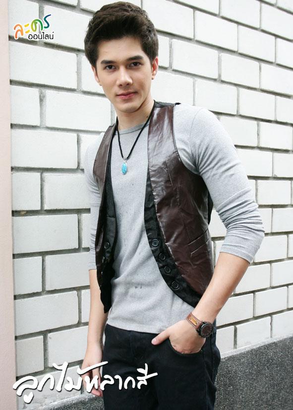 ลูกไม้หลากสี