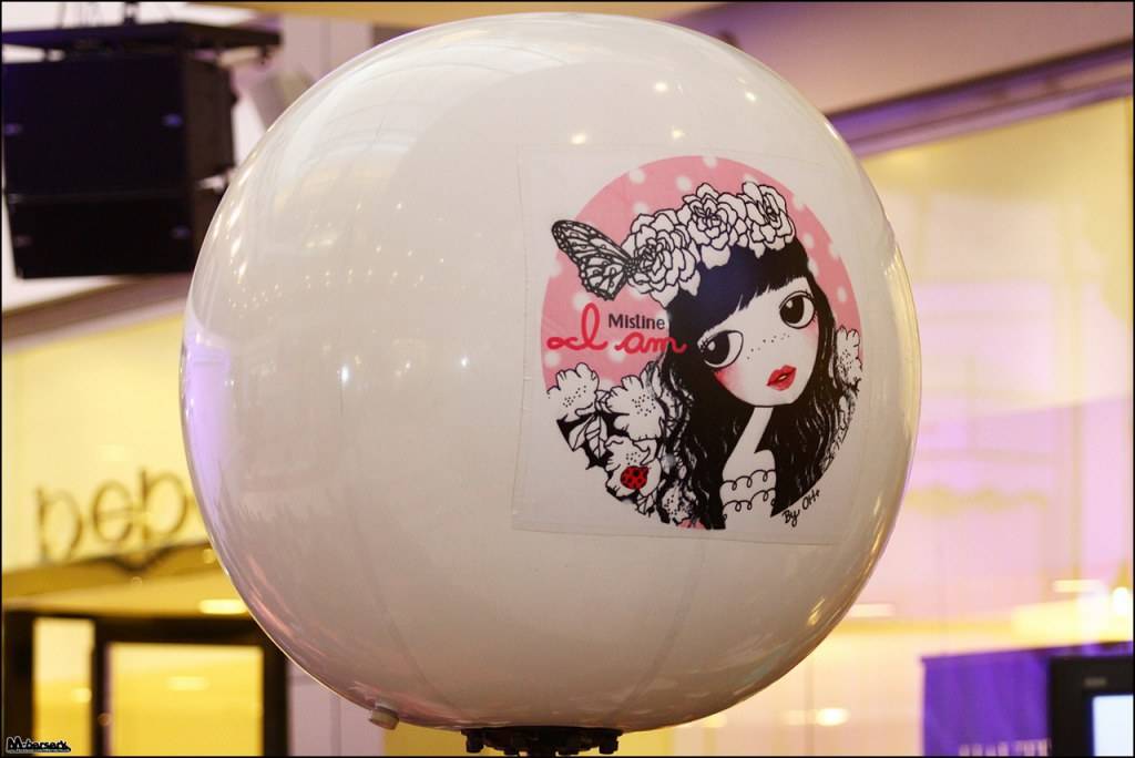 ญาญ่า อุรัสยา + มิ้นต์ ชาลิดา @ Presenter Mistine 2013