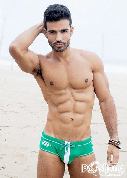 Sidney Allan by Sergio Santoian