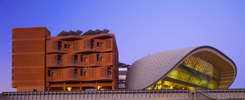 ปราศจากมลพิษทางคาร์บอน "Masdar City"