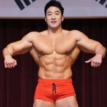 เพ่ๆไม่ไหวแล้วหน้าหล่ออีก