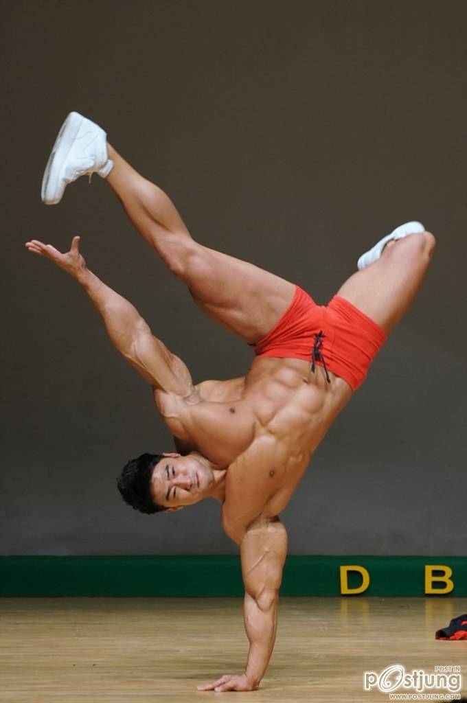 เพ่ๆไม่ไหวแล้วหน้าหล่ออีก