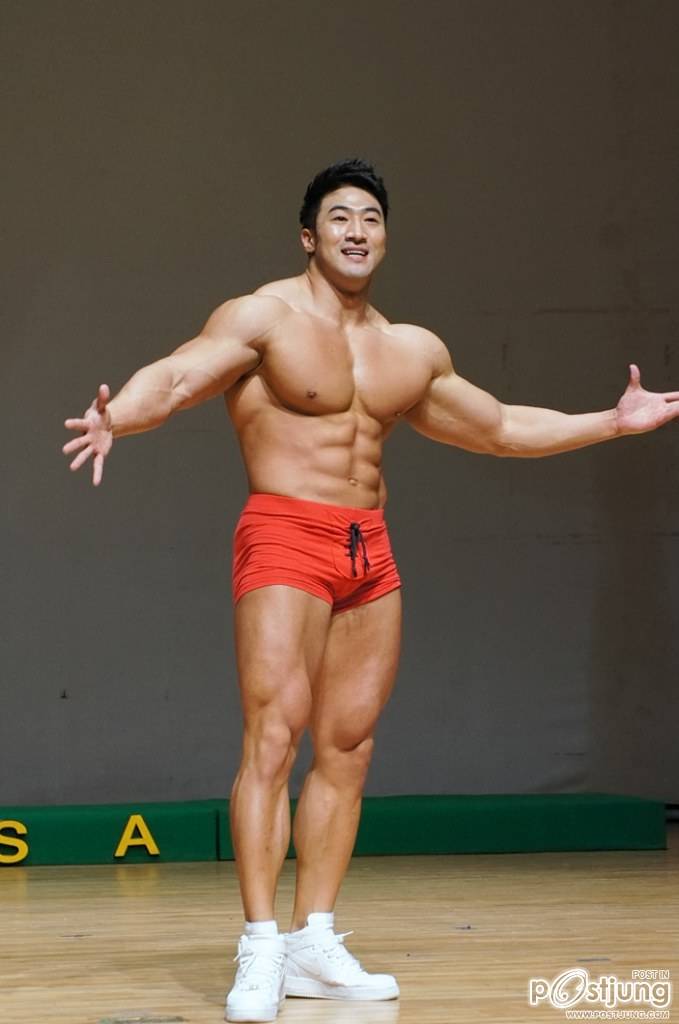 เพ่ๆไม่ไหวแล้วหน้าหล่ออีก