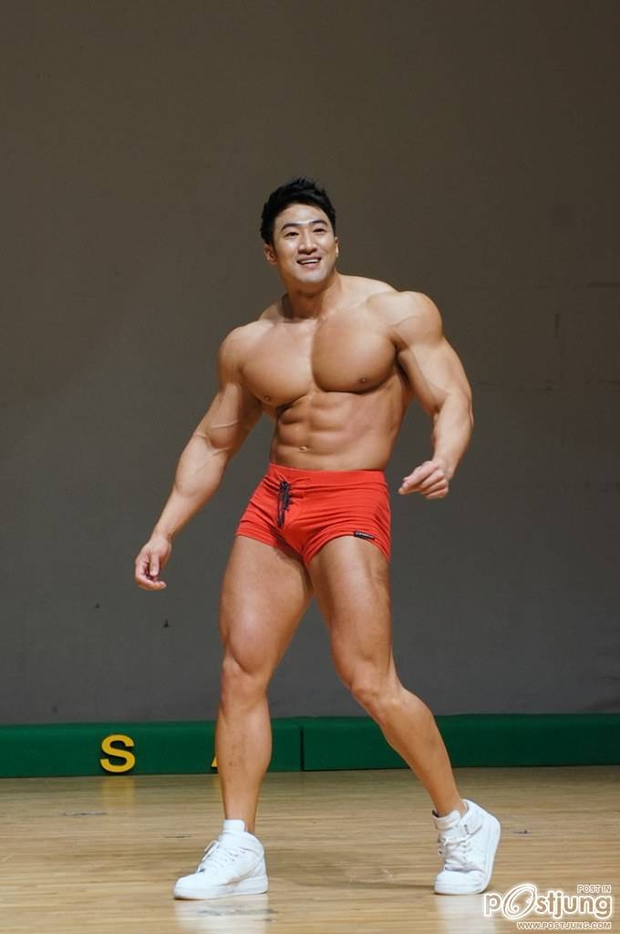 เพ่ๆไม่ไหวแล้วหน้าหล่ออีก