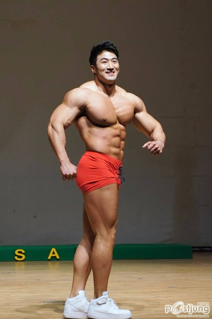 เพ่ๆไม่ไหวแล้วหน้าหล่ออีก