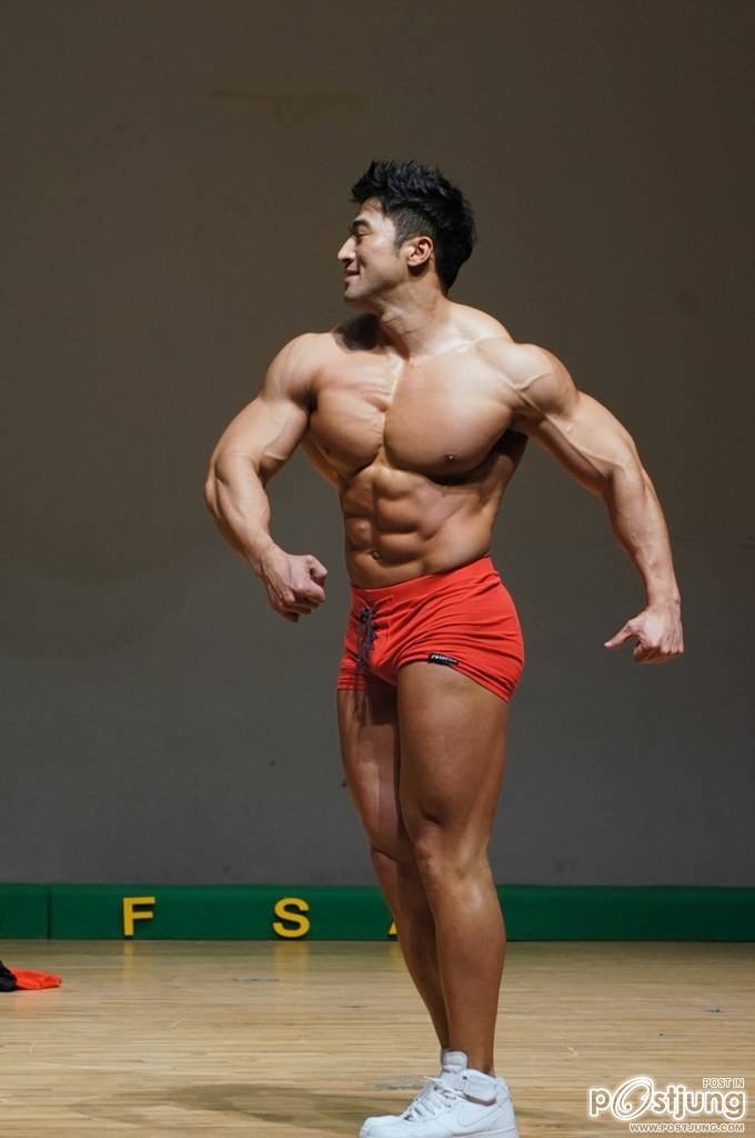 เพ่ๆไม่ไหวแล้วหน้าหล่ออีก