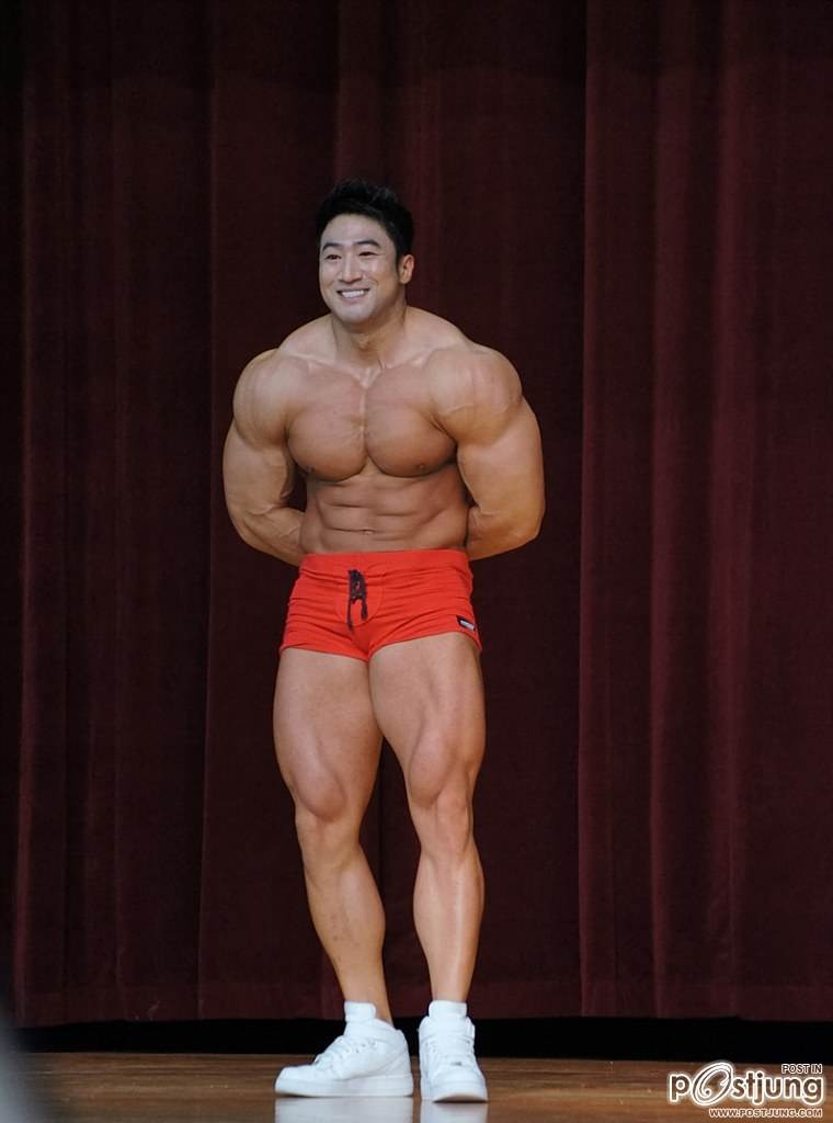 เพ่ๆไม่ไหวแล้วหน้าหล่ออีก