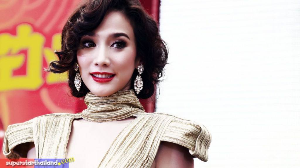 อั้ม พัชราภา กับผมทรงใหม่เลิศที่สุดในสามโลก