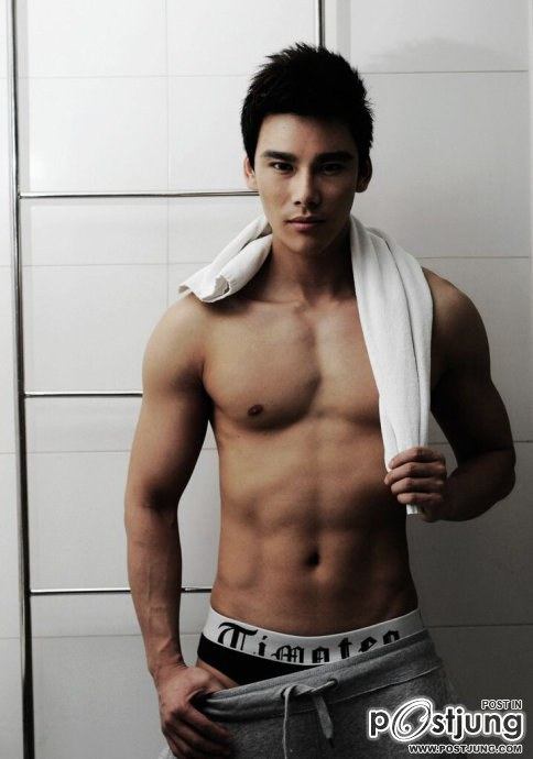 ล่ำกระแทกจิ้นได้จัยๆ