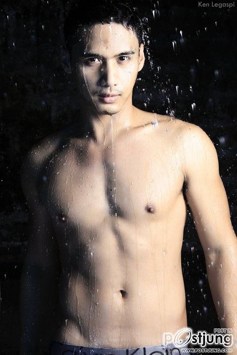 ตี๋หล่อสาดดดด