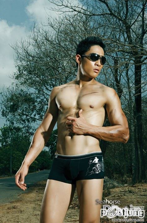 ตี๋หล่อสาดดดด