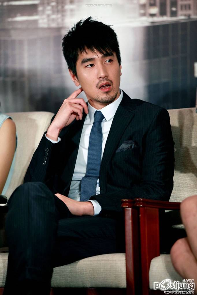 เห็นแล้วรักเลยคนนี้