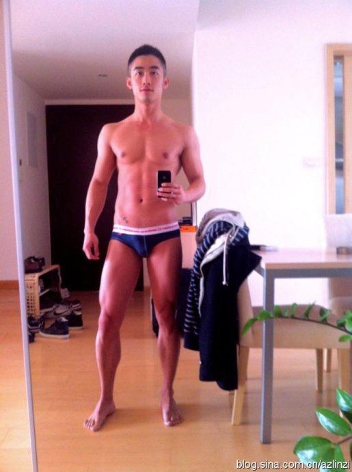 ถ้าจะหล่อแบบนี้ สักทีสองทีจะไม่ลืมพระคุณ