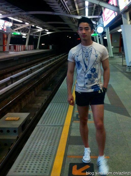 ถ้าจะหล่อแบบนี้ สักทีสองทีจะไม่ลืมพระคุณ