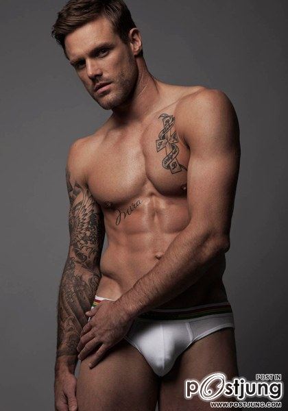 Nick Youngquest for Dorian Magazine : HQ images