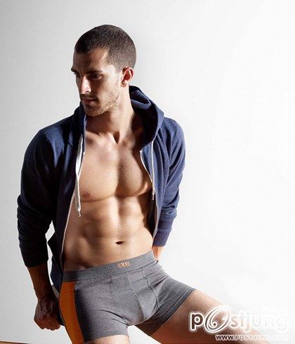 Clint Mauro for La Maisons Simons