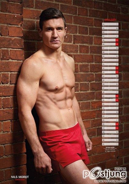 Official Rugby&rsquo;s Finest Hunks 2013 Calendar : HQ images