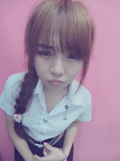 สาวน้อยน่ารัก สุนันทา เดวา นางเอก วุ่นรักพักนิ้ว