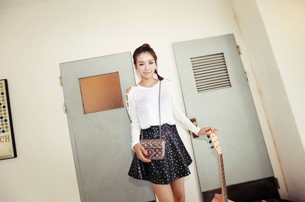 แฟชั่น เสื้อเปิดไหล่ ฮอตไม่เลิก เก๋ เซ็กซี่ ซ่อนเร้น