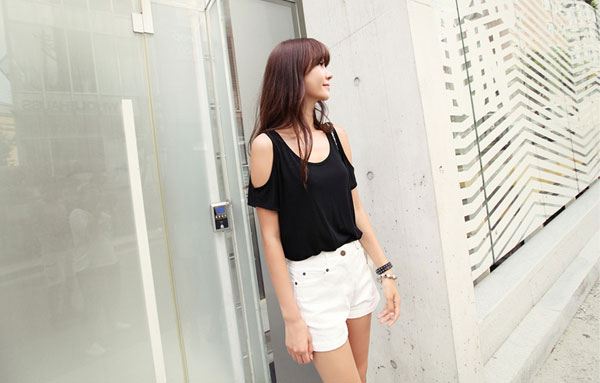 แฟชั่น เสื้อเปิดไหล่ ฮอตไม่เลิก เก๋ เซ็กซี่ ซ่อนเร้น