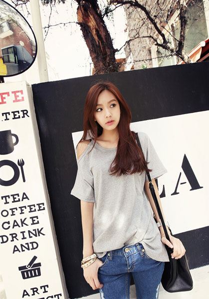 แฟชั่น เสื้อเปิดไหล่ ฮอตไม่เลิก เก๋ เซ็กซี่ ซ่อนเร้น