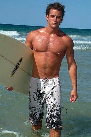 SURFER DUDES