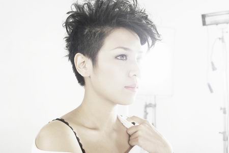 แคล แคลอรีน รับ ท้องแล้ว พร้อมเตรียมตัวเป็นคุณแม่