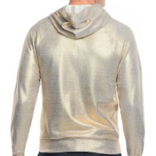 อินเทรนด์กันสุด ๆ ด้วย แฟชั่น เมทัลลิคสำหรับหนุ่ม ๆ