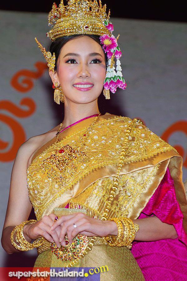 นุ่น วรนุช ชุดไทย ภาค 2