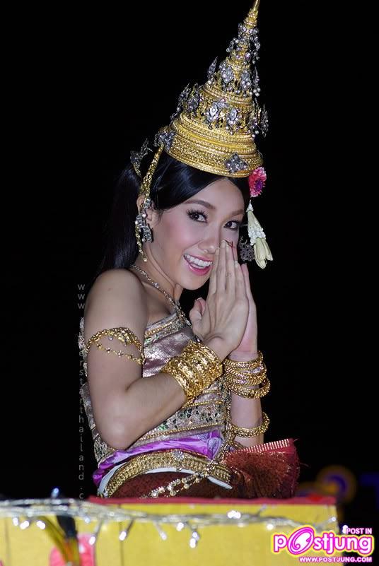 นุ่น วรนุช ชุดไทย ภาค 2