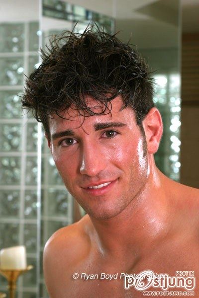 ฝาหรั่งหล่อๆ