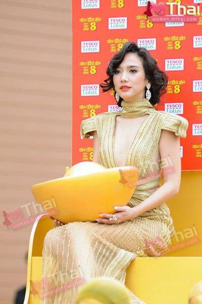สวยรับตรุษจีน เฮง เฮง เฮง @โลตัสพระรามสี่!!