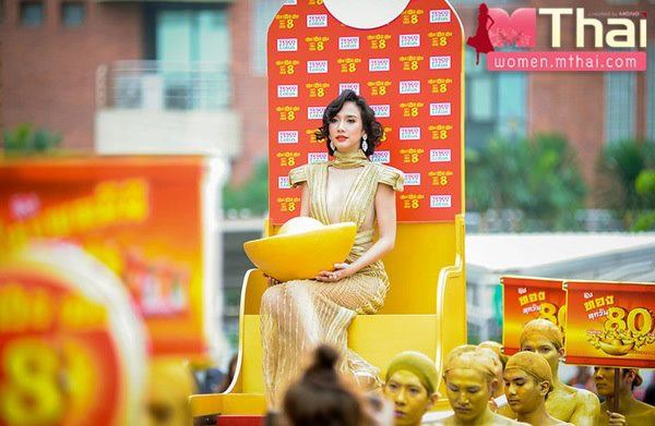 สวยรับตรุษจีน เฮง เฮง เฮง @โลตัสพระรามสี่!!