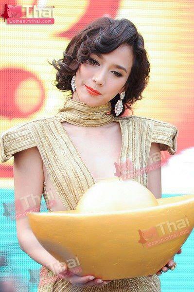 สวยรับตรุษจีน เฮง เฮง เฮง @โลตัสพระรามสี่!!