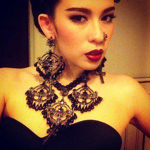 มะลิ-นุช