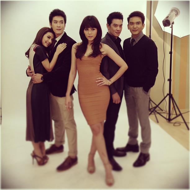 ชมพู่ อารยา ฟิตติ้งละครทรายสีเพลิง