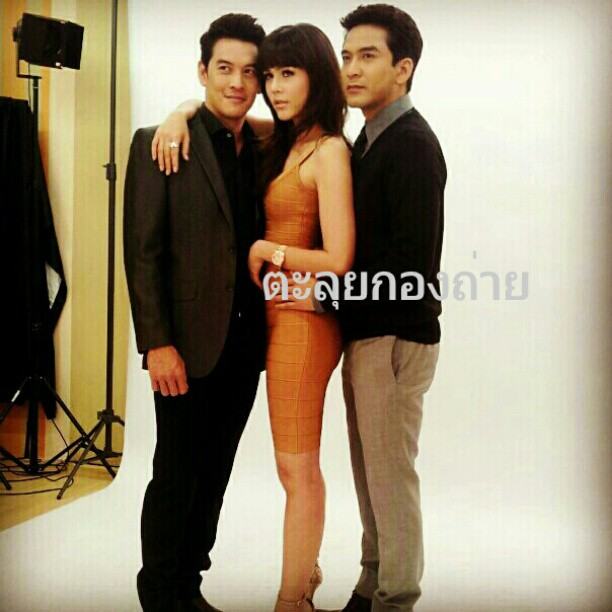 ชมพู่ อารยา ฟิตติ้งละครทรายสีเพลิง