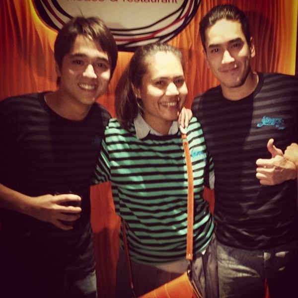 งานเลี้ยงปิดกล้อง แรงปรารถนา ณเดชน์ - คิมเบอร์ลี่ สุดเฮฮา