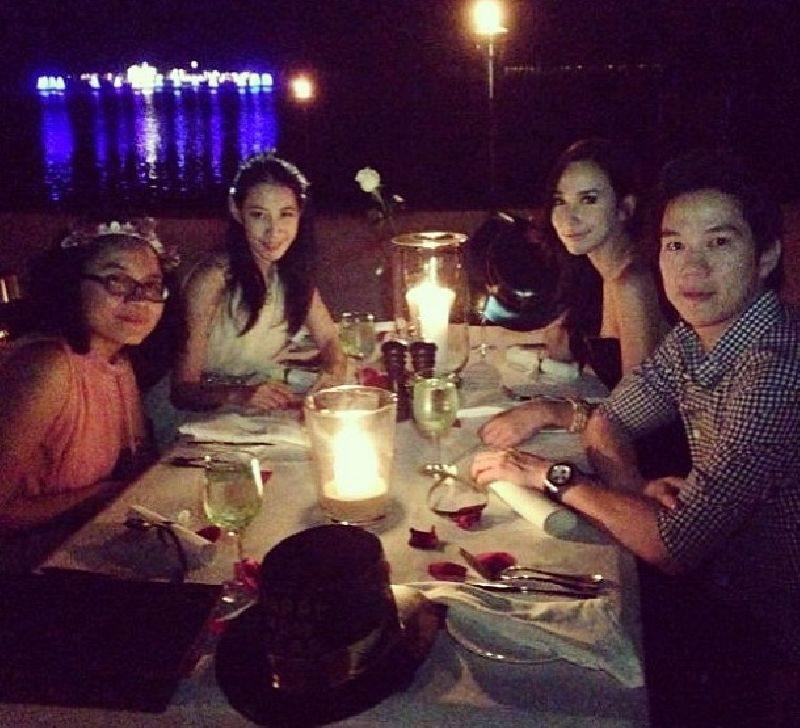 อั้ม พัชราภา เป็นเรื่องราวดี ๆ