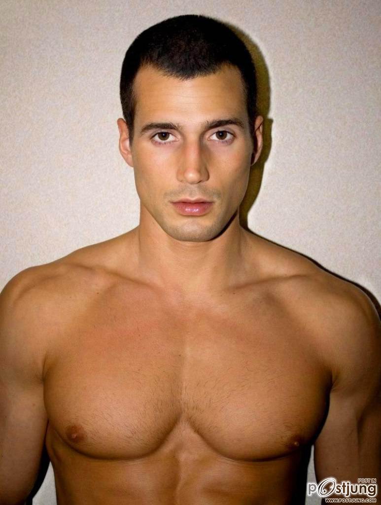 หล่อใหญ่ดี