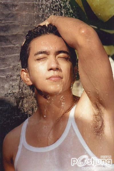 น่ารักจังหนุ่มน้อย