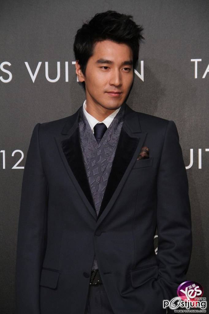 ตี๋เข้มๆอ่านะ