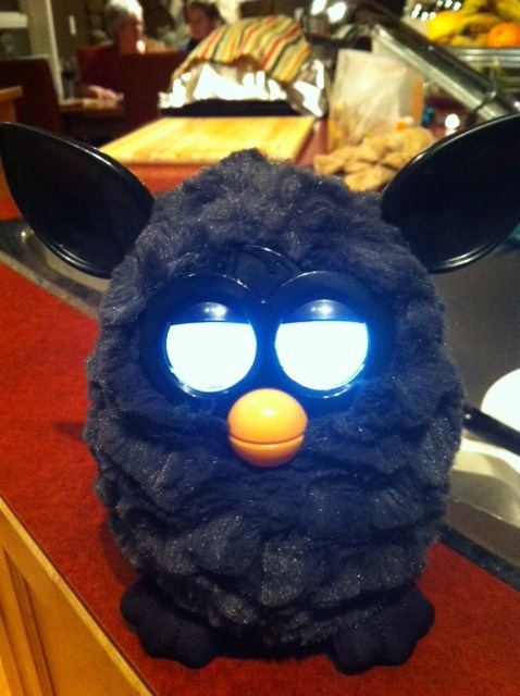 ตุ๊กตาเฟอร์บี้ furby 2012 แสนน่ารัก กลับมาฮิตอีกแล้วจ้า