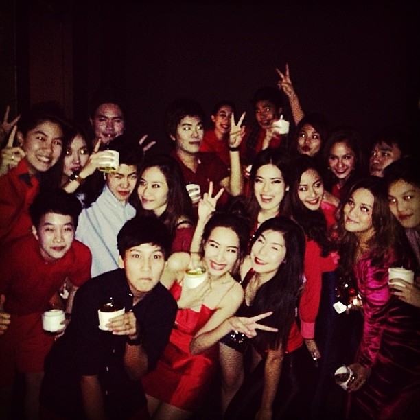 มิ้นท์ ณัฐวรา หน้าบาน เลี้ยงวันเกิดกับแก๊งเพื่อน ขวัญ โผล่แจม